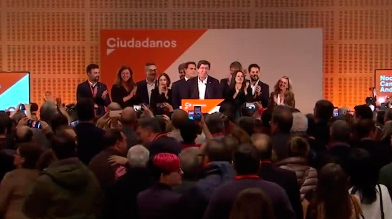 Juan Marín: "Pedimos votos para el cambio y hoy hay diputados que suman para ello" Juan Marín: "Pedimos votos para el cambio y hoy hay diputados que suman para ello"