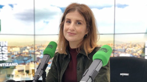 La escritora e ilustradora Marisa Mor&eacute;a