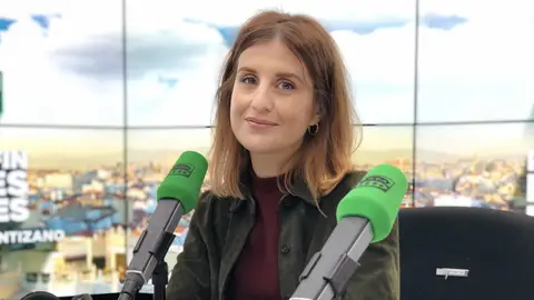 La escritora e ilustradora Marisa Moréa La escritora e ilustradora Marisa Moréa