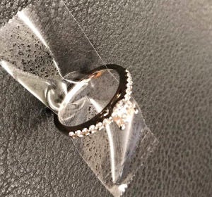 Anillo encontrado por la Policía de Nueva York Anillo encontrado por la Policía de Nueva York