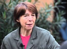 Sally Burch: "Cada día nos sentimos más vigilados" Sally Burch: "Cada día nos sentimos más vigilados"