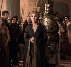 Cersei Lannister y La Montaña en 'Juego de Tronos' Cersei Lannister y La Montaña en 'Juego de Tronos'