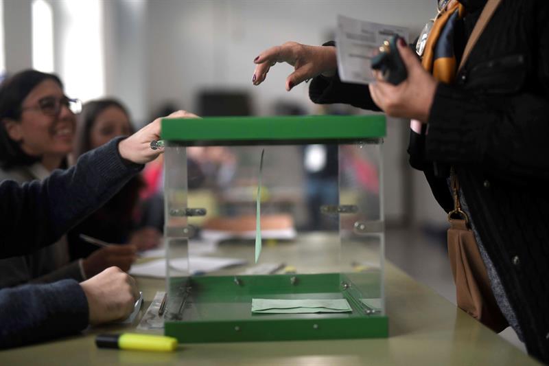 El Gabinete: ¿Hay que implantar en España el voto obligatorio? El Gabinete: ¿Hay que implantar en España el voto obligatorio?