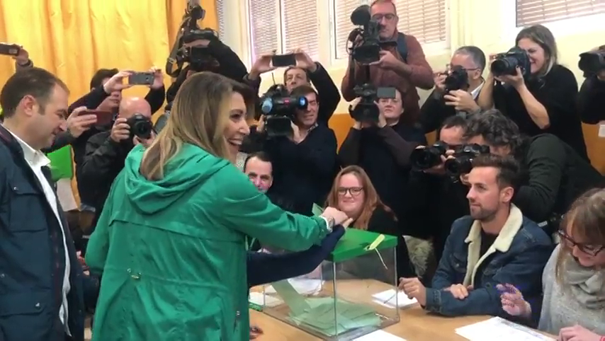 Susana Díaz: "Quiero una Andalucía que responda a las necesidades e intereses de todos los andaluces y he venido con muchas ganas a contribuir a eso" Susana Díaz: "Quiero una Andalucía que responda a las necesidades e intereses de todos los andaluces y he venido con muchas ganas a contribuir a eso"