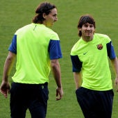 Ibrahimovic junto a Messi en su temporada en el Barcelona