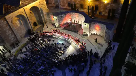 Alcalá de Henares Patrimonio de la Humanidad Coros Escolares en el XX Aniversario