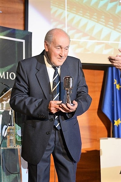Manolo Jaén, premio Ilicitano de Honor por toda una vida dedicada al deporte de Elche Manolo Jaén, premio Ilicitano de Honor por toda una vida dedicada al deporte de Elche