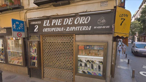 'El pie de oro', zapater&iacute;a ortop&eacute;dica donde antes estaba la casa de Cervantes
