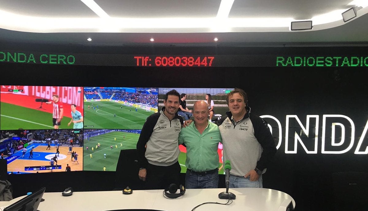 Diego Vallejo y Óscar Fuertes hablan de la dureza del Rally Dakar: "Creíamos que las palmeras eran personas" Diego Vallejo y Óscar Fuertes hablan de la dureza del Rally Dakar: "Creíamos que las palmeras eran personas"