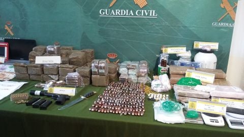 Material intervenido por la Guardia Civil