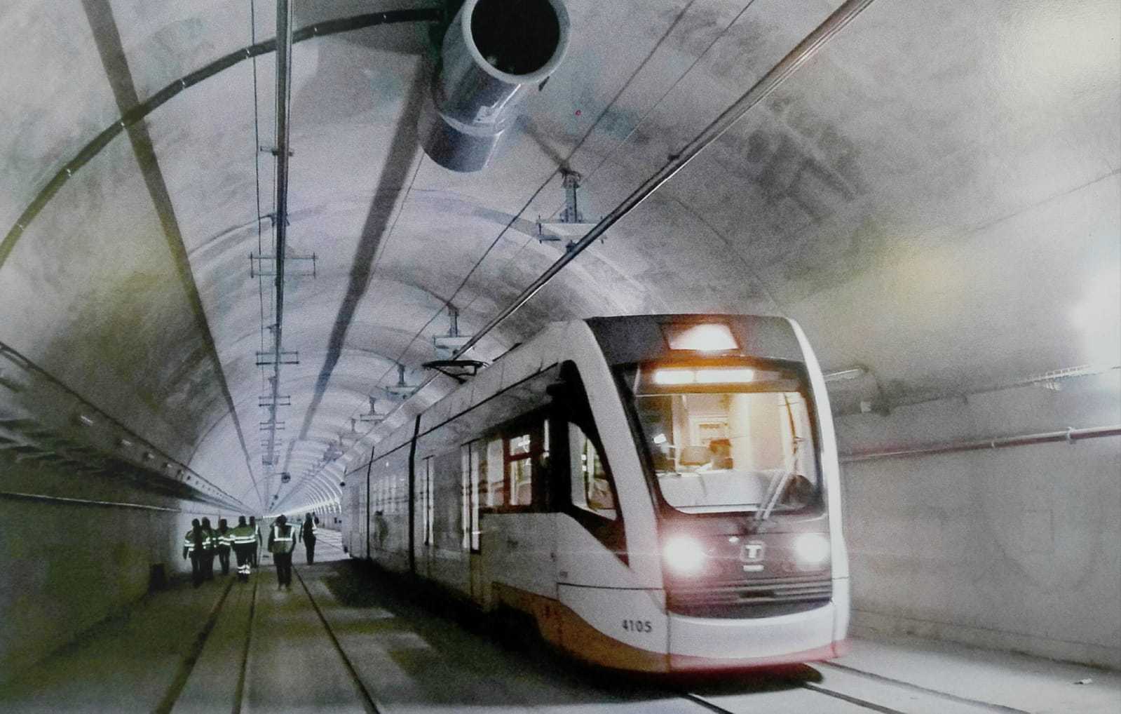 Un ciclista de 60 años, herido tras ser arrollado por un TRAM Un ciclista de 60 años, herido tras ser arrollado por un TRAM