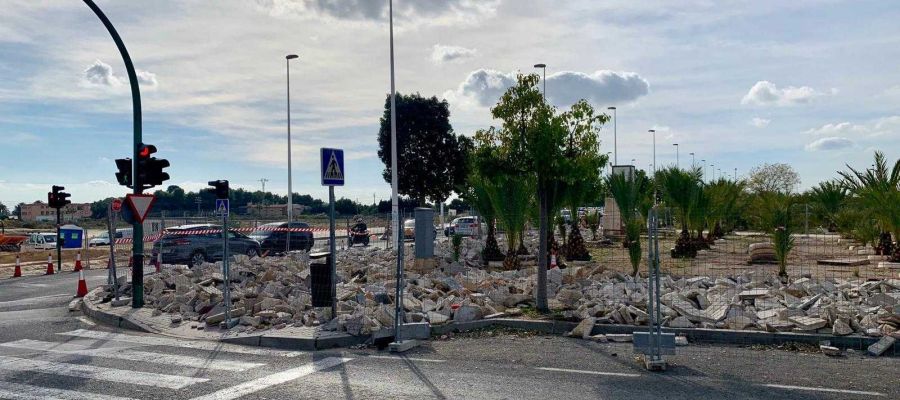 Inicio de los trabajos de construcción de una rotonda en el acceso al Hospital del Vinalopó de Elche Inicio de los trabajos de construcción de una rotonda en el acceso al Hospital del Vinalopó de Elche