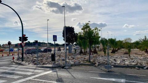 Inicio de los trabajos de construcci&oacute;n de una rotonda en el acceso al Hospital del Vinalop&oacute; de Elche