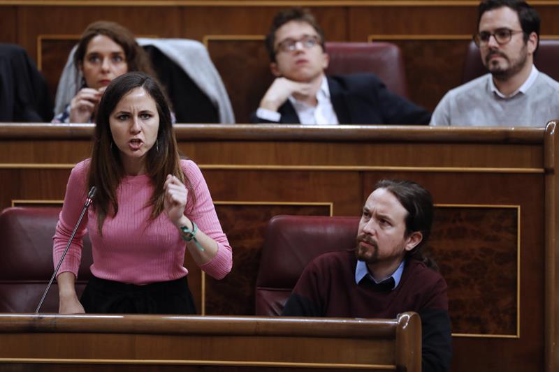 Podemos ve "infame" que Casado use el asesinato de Laura Luelmo para pedir no derogar la prisión permanente revisable Podemos ve "infame" que Casado use el asesinato de Laura Luelmo para pedir no derogar la prisión permanente revisable