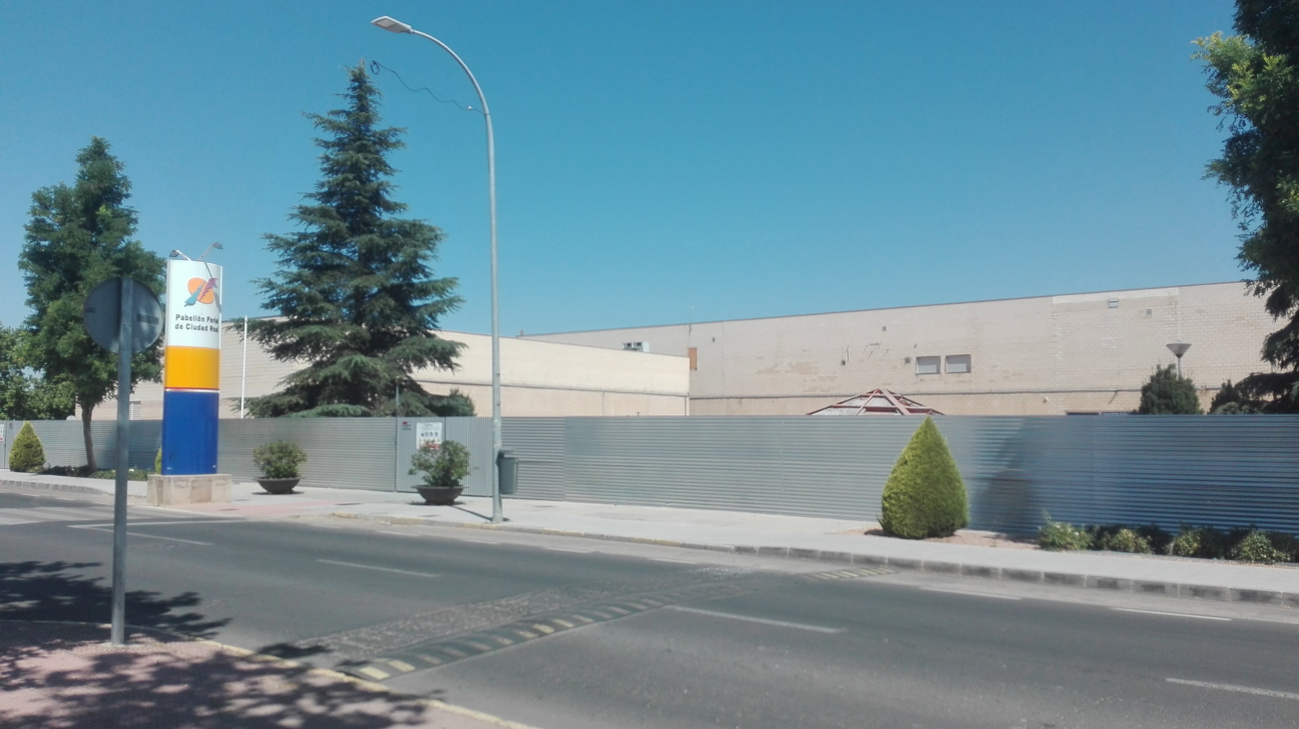 Se retrasa a junio la 2ª fase de las obras de ampliación y reforma del Pabellón Ferial Se retrasa a junio la 2ª fase de las obras de ampliación y reforma del Pabellón Ferial