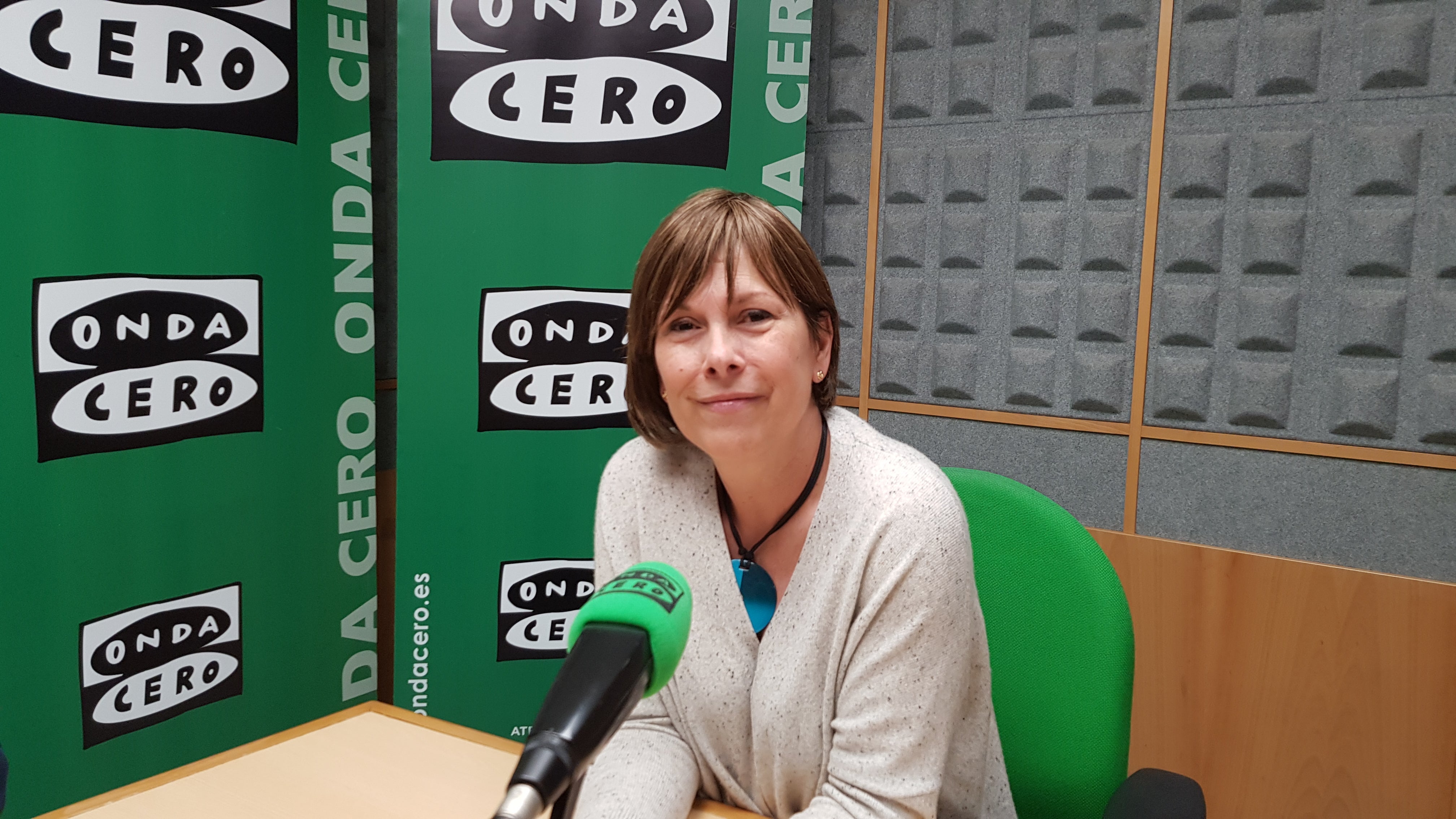 Uxue Barkos: "Las encuestas dan la oportunidad a Geroa Bai de mirar a los ojos con ambición democrática a la que ha sido primera fuerza de Navarra" Uxue Barkos: "Las encuestas dan la oportunidad a Geroa Bai de mirar a los ojos con ambición democrática a la que ha sido primera fuerza de Navarra"