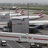 Varios aviones de la compañía británica British Airways.