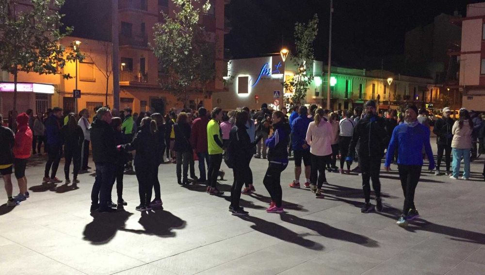 Els ciutadans ´s´han sumat a l´acte de protesta convocat pel club Triatló Vila-real amb eixida des de l´Estadi de la Ceràmica. 