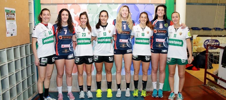 equipacion de voleibol femenino