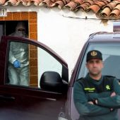 La Guardia Civil en la casa de Bernardo Montoya en El Campillo