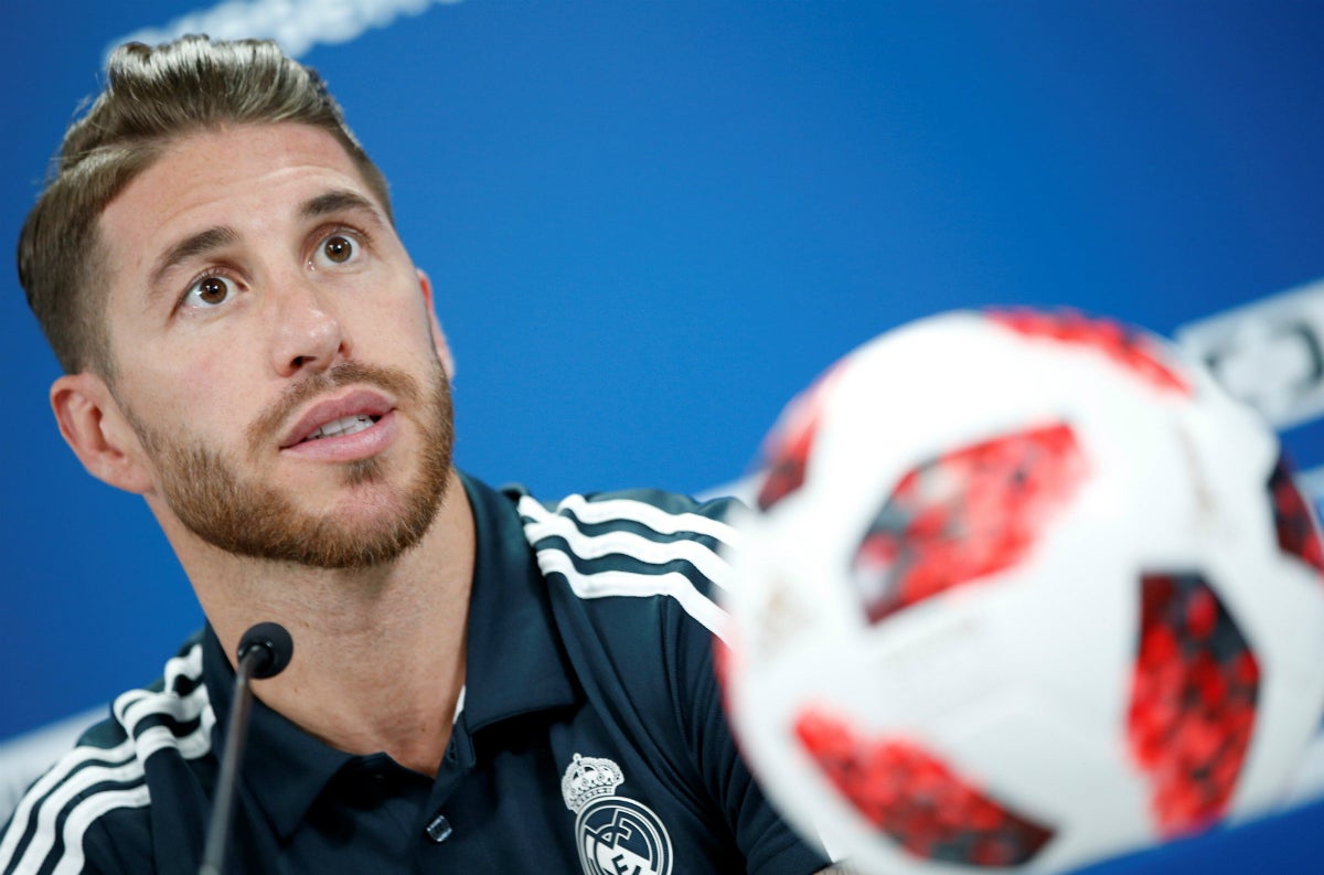 Sergio Ramos: "No soy nadie para decidir qué entrenador viene al Real Madrid, llevamos cinco años sin Mourinho" Sergio Ramos: "No soy nadie para decidir qué entrenador viene al Real Madrid, llevamos cinco años sin Mourinho"