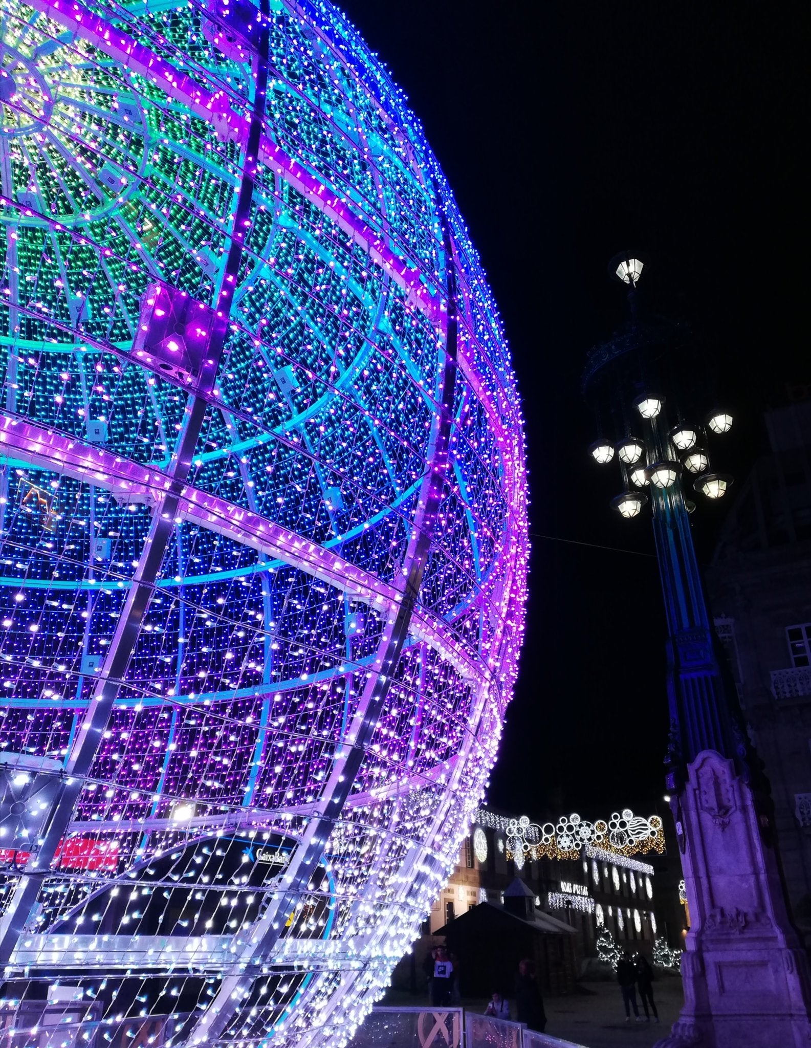 Jaime Pereira: "Desde que se encendieron las luces navideñas en Vigo hemos notado el aumento de visitantes" Jaime Pereira: "Desde que se encendieron las luces navideñas en Vigo hemos notado el aumento de visitantes"