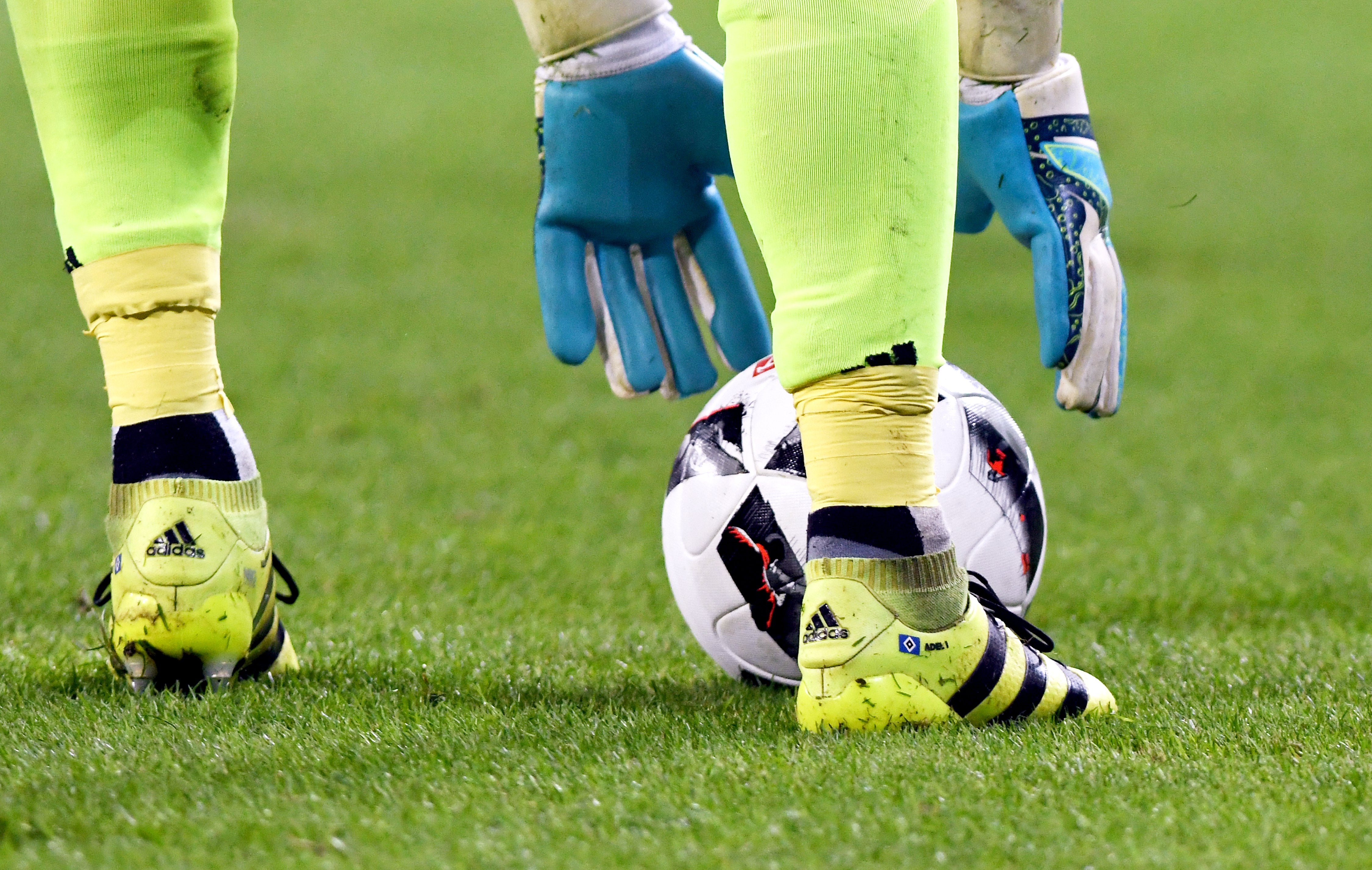 Abandona la UCI el jugador del Ceuta apuñalado Abandona la UCI el jugador del Ceuta apuñalado