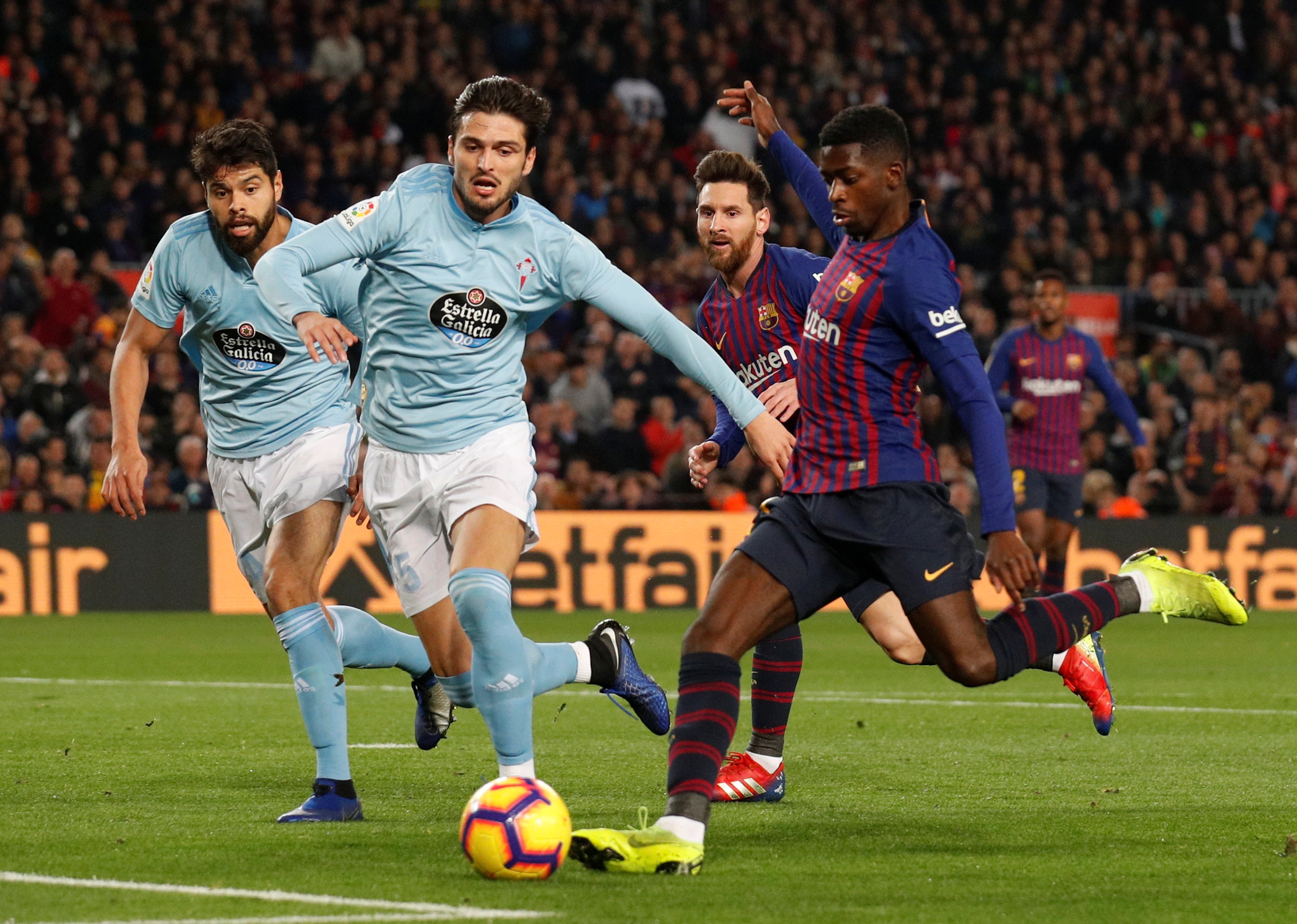 Messi y Dembelé permiten al Barcelona cerrar el año con victoria y líder en solitario de la Liga Messi y Dembelé permiten al Barcelona cerrar el año con victoria y líder en solitario de la Liga