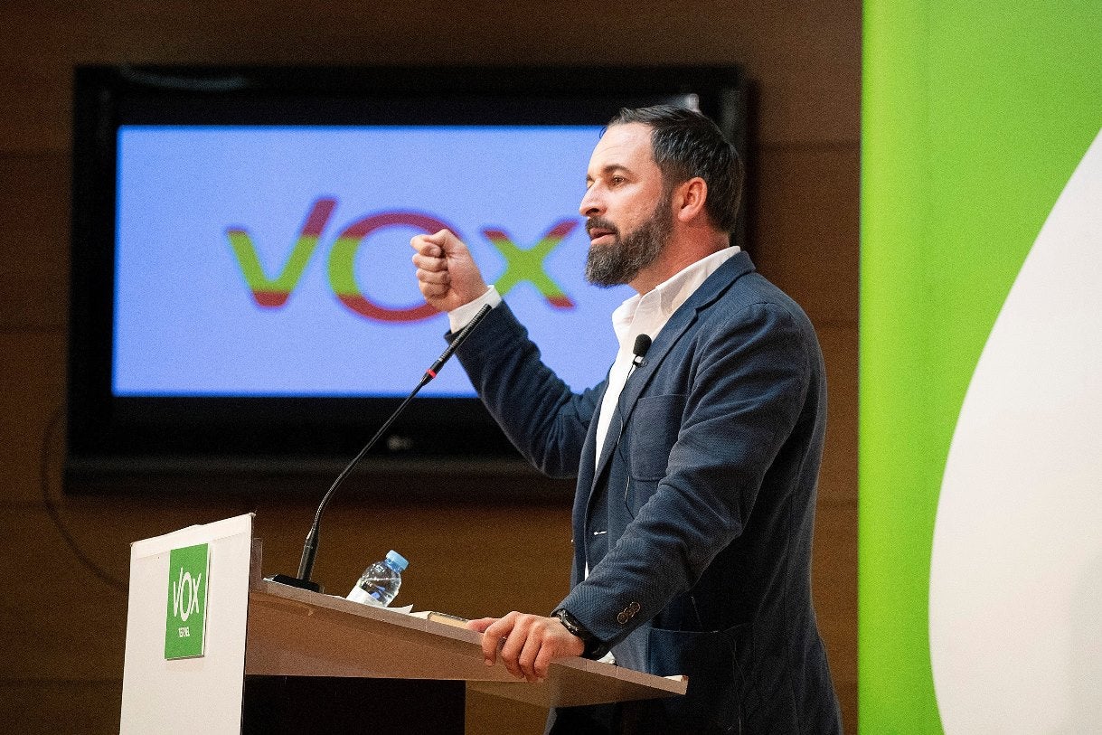 Las preguntas de Amón: ¿Se atreverá Vox a malograr el acuerdo de investidura y legislatura que han pactado Ciudadanos y el PP en Andalucía? Las preguntas de Amón: ¿Se atreverá Vox a malograr el acuerdo de investidura y legislatura que han pactado Ciudadanos y el PP en Andalucía?