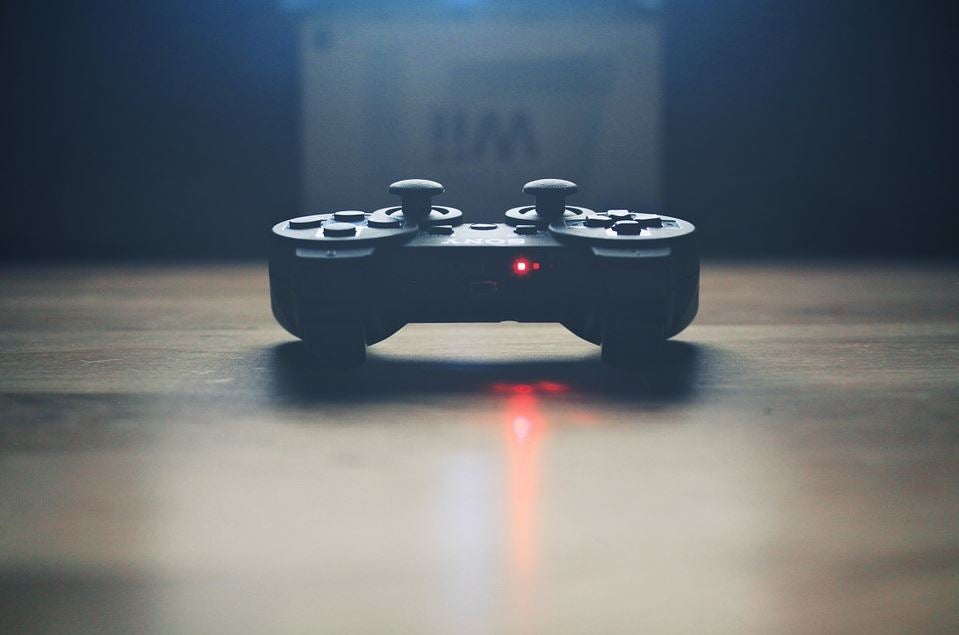 Iván Fernández Lobo: "En España hay aproximadamente 500 empresas de videojuegos" Iván Fernández Lobo: "En España hay aproximadamente 500 empresas de videojuegos"
