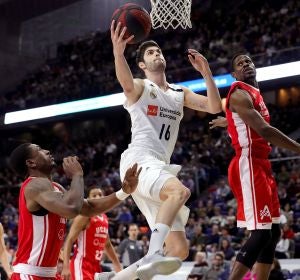 Santiago Yust, en el partido contra el UCAM Murcia Santiago Yust, en el partido contra el UCAM Murcia