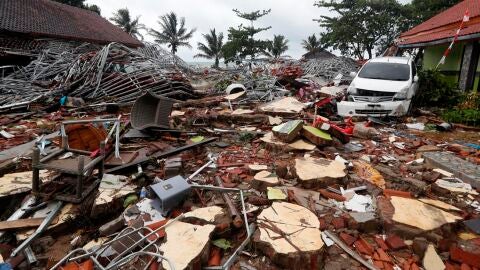 Efectos del tsunami en Indonesia