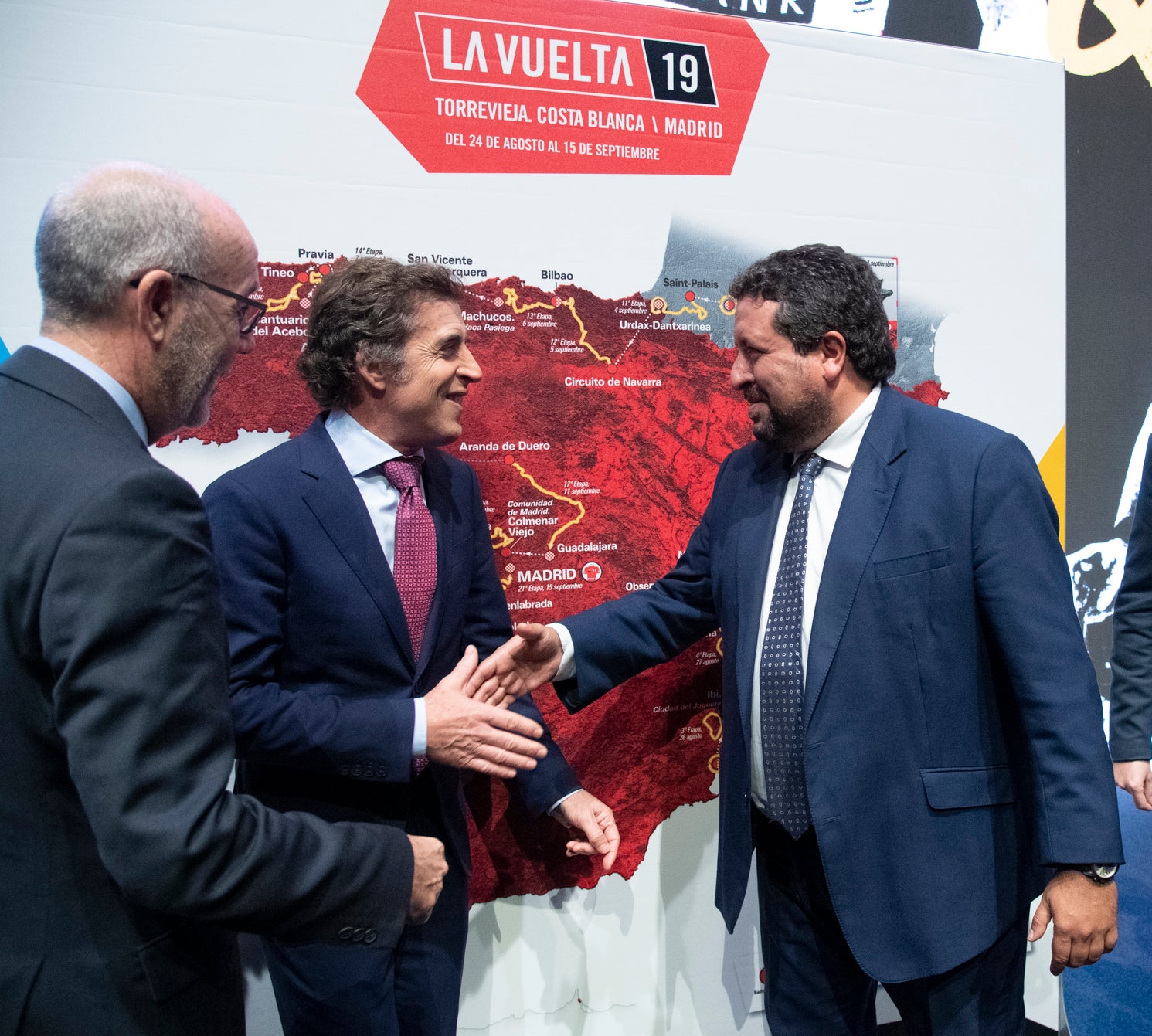 La Vuelta generará más de un millón de euros de ingresos directos y más de 4.000 pernoctaciones a su paso por la provincia La Vuelta generará más de un millón de euros de ingresos directos y más de 4.000 pernoctaciones a su paso por la provincia