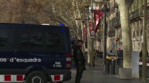 Mossos y Guardia Urbana refuerzan las medidas de seguridad en zonas concurridas de Barcelona