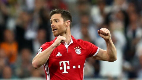 Xabi Alonso, durante un partido con el Bayern
