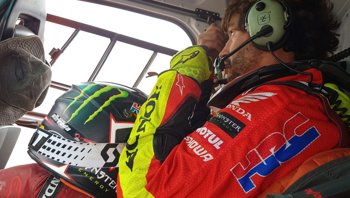 Joan Barreda abandona el rally Dakar en la tercera etapa cuando era líder en la clasificación Joan Barreda abandona el rally Dakar en la tercera etapa cuando era líder en la clasificación