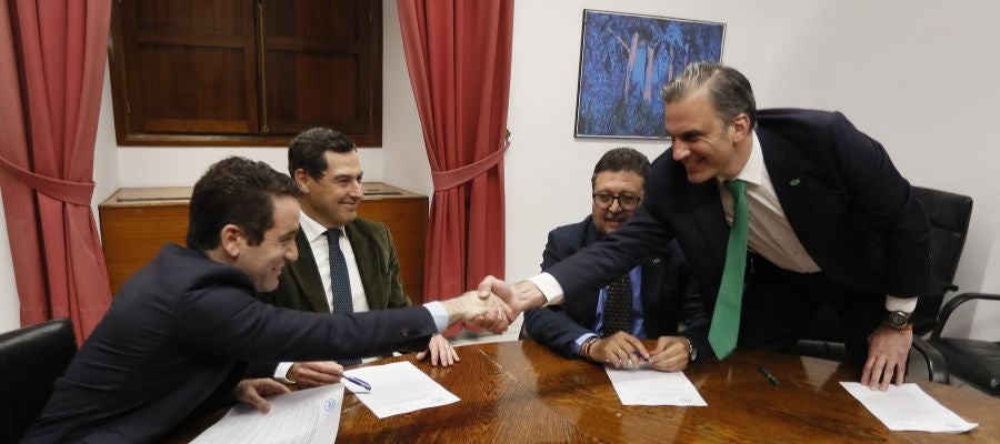 Los secretarios generales del PP, Teodoro García Egea, y de Vox, Francisco Javier Ortega Smith Los secretarios generales del PP, Teodoro García Egea, y de Vox, Francisco Javier Ortega Smith