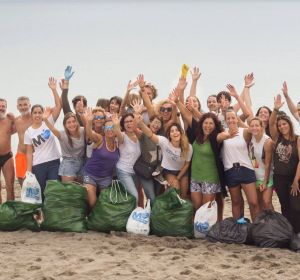 keep the beach clean Málaga keep the beach clean Málaga