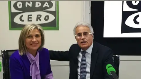 El doctor Ramón Cugat en Julia en la onda El doctor Ramón Cugat en Julia en la onda