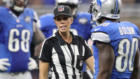 Sarah Thomas, en un partido de la NFL