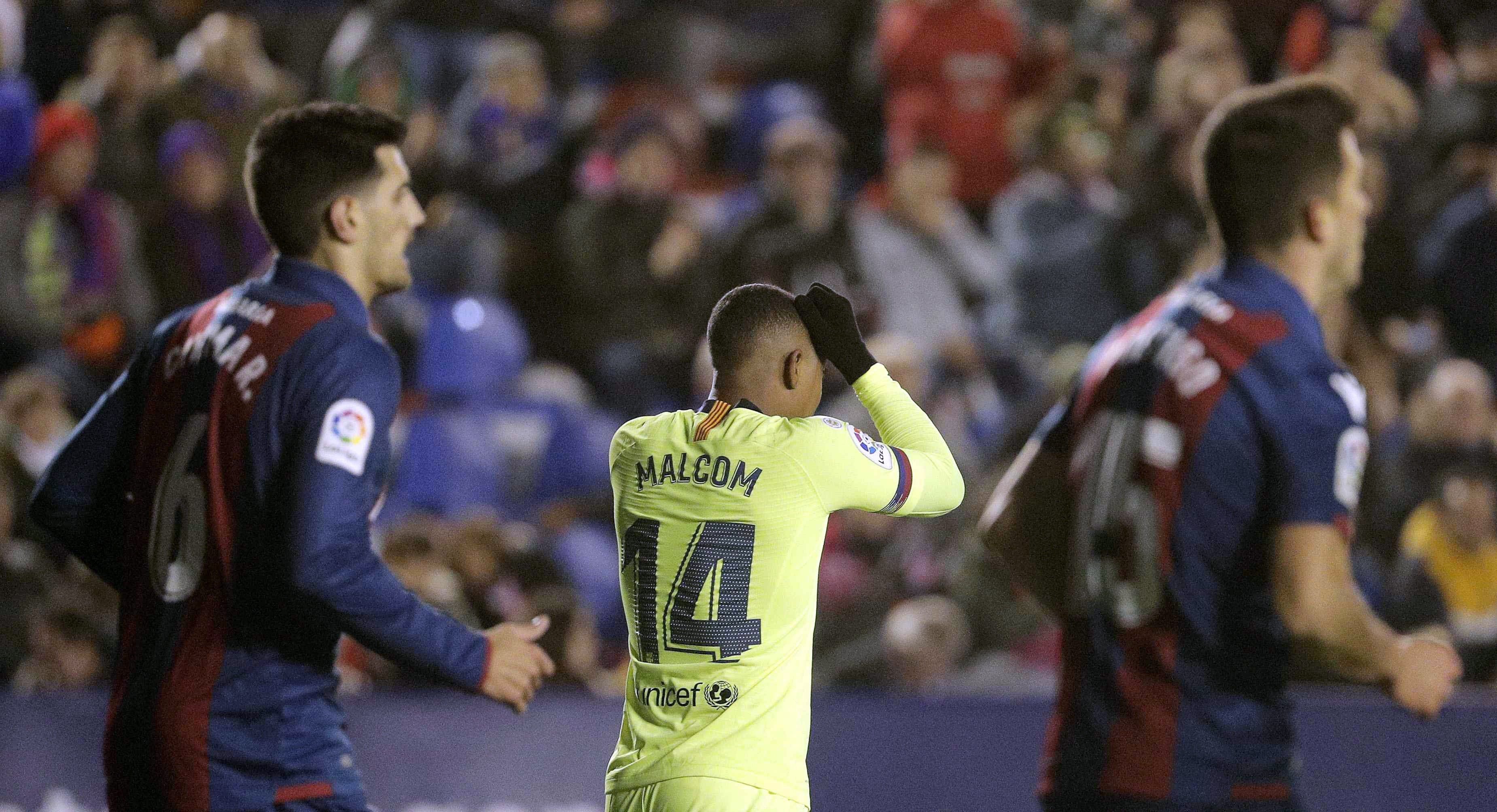 Un gol de Coutinho de penalti da opciones al Barcelona pese a la derrota en el Ciutat de Valencia Un gol de Coutinho de penalti da opciones al Barcelona pese a la derrota en el Ciutat de Valencia