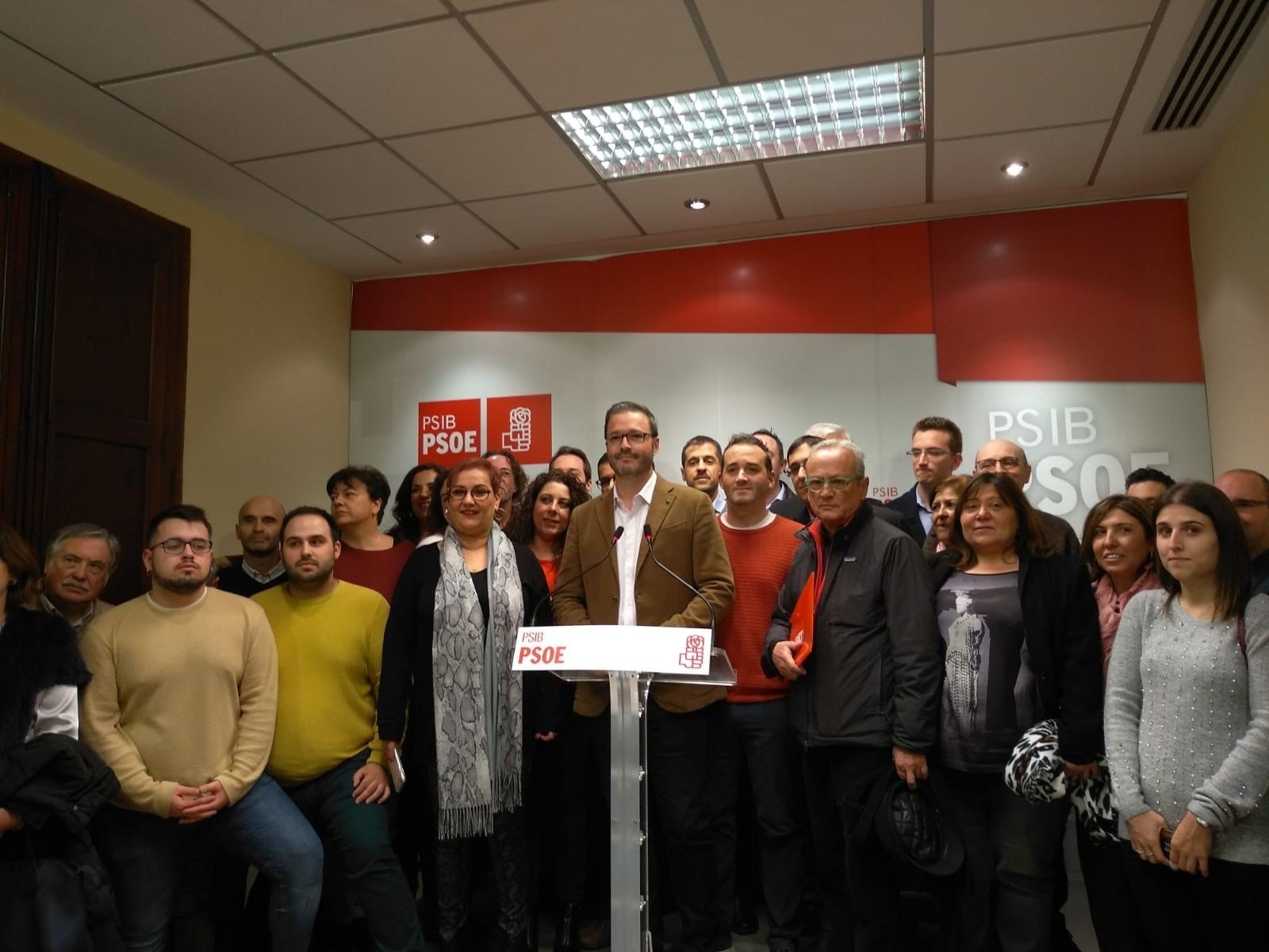 José Hila presenta su precandidatura a la alcaldía de Palma con "ilusión y mucha fuerza" José Hila presenta su precandidatura a la alcaldía de Palma con "ilusión y mucha fuerza"