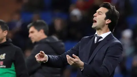 Solari da indicaciones en el partido contra el Leganés Solari da indicaciones en el partido contra el Leganés