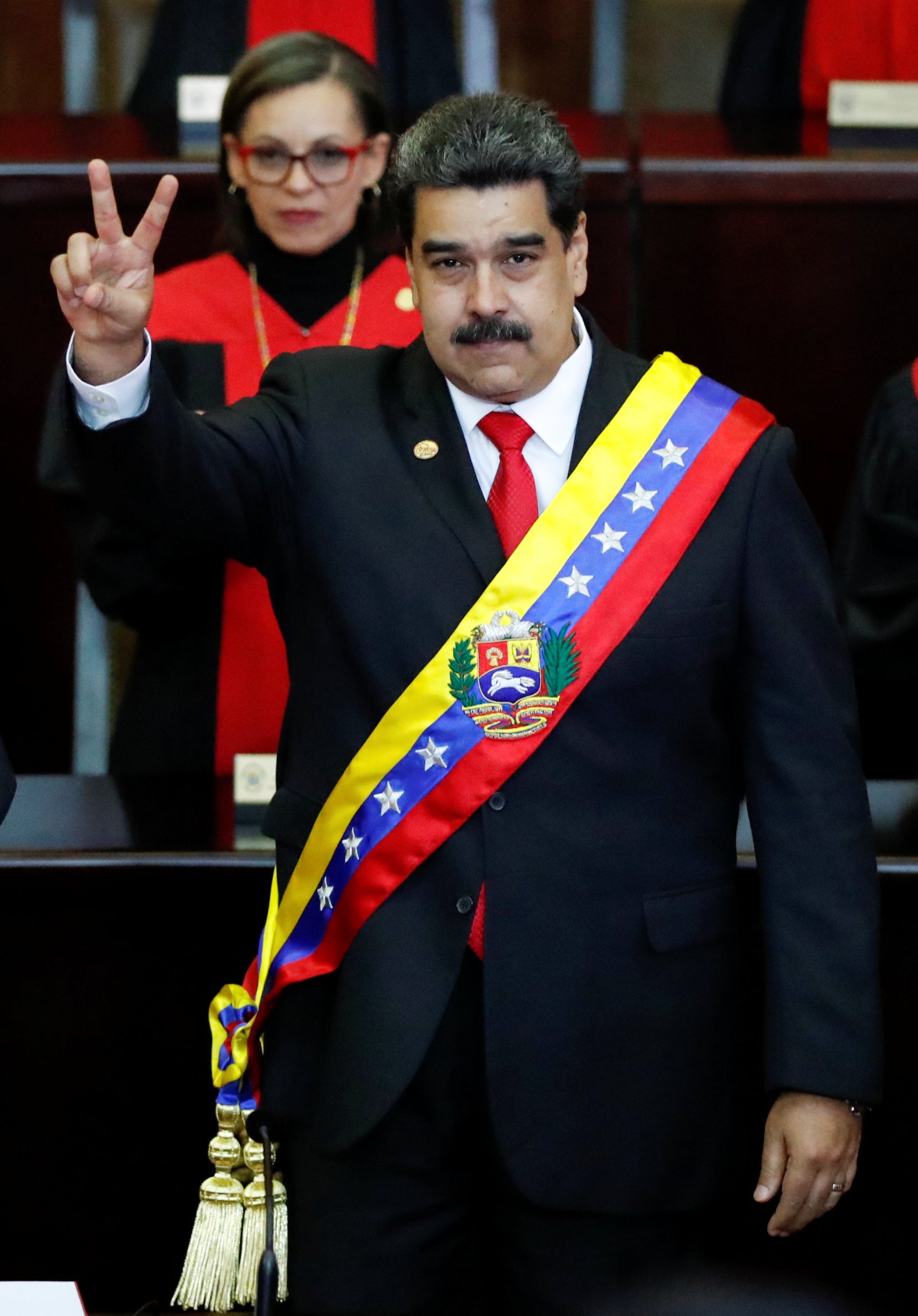 El Tribunal Supremo de Venezuela declara "nula" la resolución del Parlamento que califica de "usurpador" a Maduro El Tribunal Supremo de Venezuela declara "nula" la resolución del Parlamento que califica de "usurpador" a Maduro