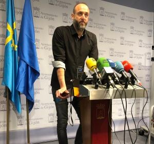 David Alonso dimite como concejal de Xixón Sí Puede en Gijón y se da de baja en Podemos David Alonso dimite como concejal de Xixón Sí Puede en Gijón y se da de baja en Podemos