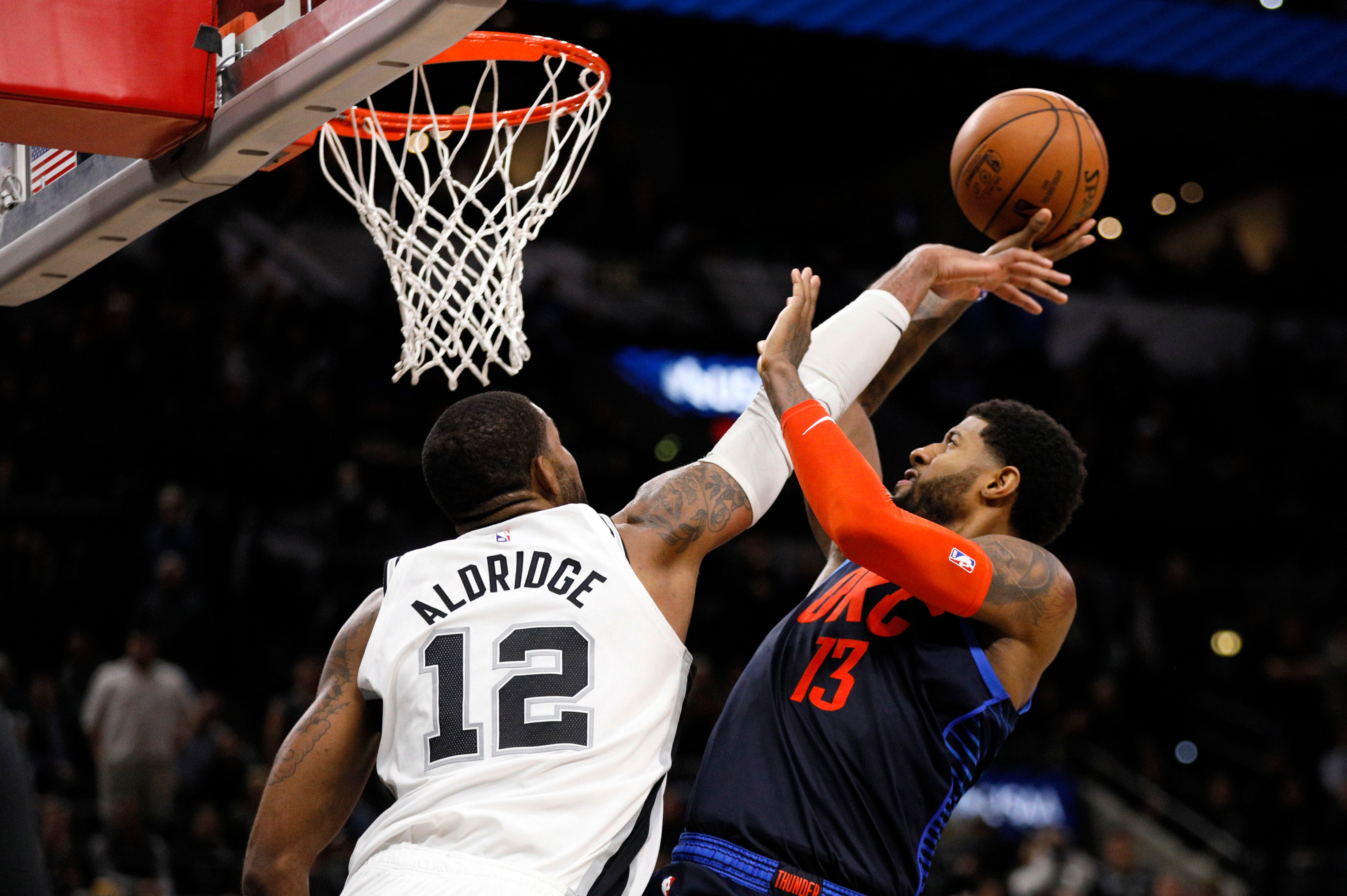 Los Spurs ganan uno de los partidos del año a los Thunder con Aldridge metiendo 56 puntos Los Spurs ganan uno de los partidos del año a los Thunder con Aldridge metiendo 56 puntos