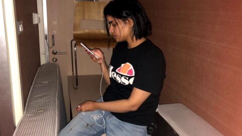 La joven saud&iacute; que huy&oacute; de su familia camino de Canad&aacute; para pedir asilo