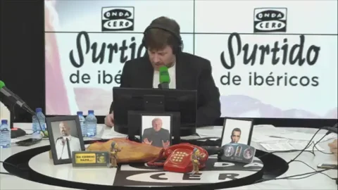 El acojone que te entra al escuchar a Iker Jim&eacute;nez leer un prospecto de Ibuprofeno