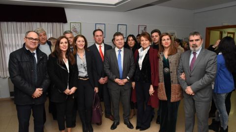 Garc&iacute;a-Page ha inaugurado el Centro de Dia para mayores de Chill&oacute;n