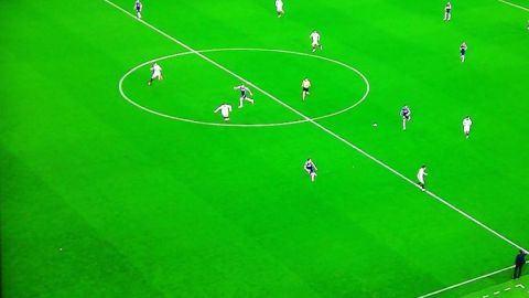 La jugada de &Oacute;scar Plano en el Valencia-Valladolid